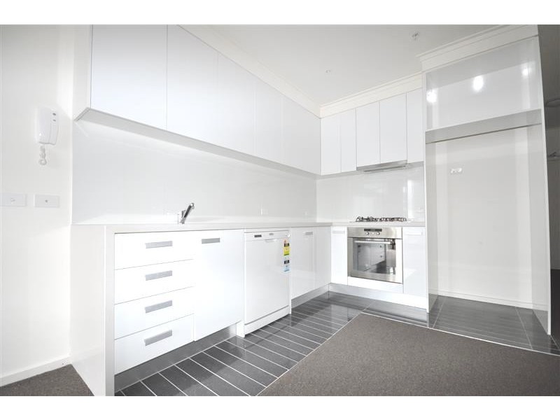 REF 21237/63 Whiteman Street, Southbank VIC 3006