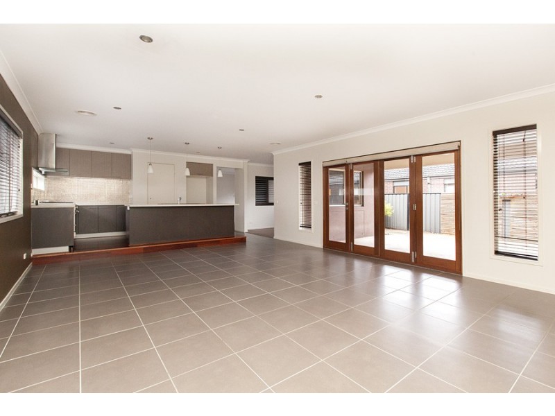 26 Nossal Drive, Point Cook VIC 3030