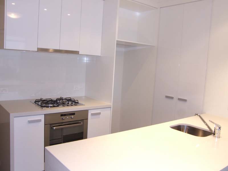 REF 21642/63 Whiteman Street, Southbank VIC 3006