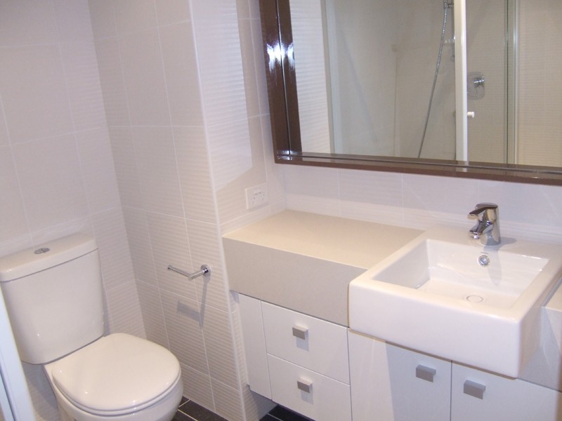 REF 21642/63 Whiteman Street, Southbank VIC 3006