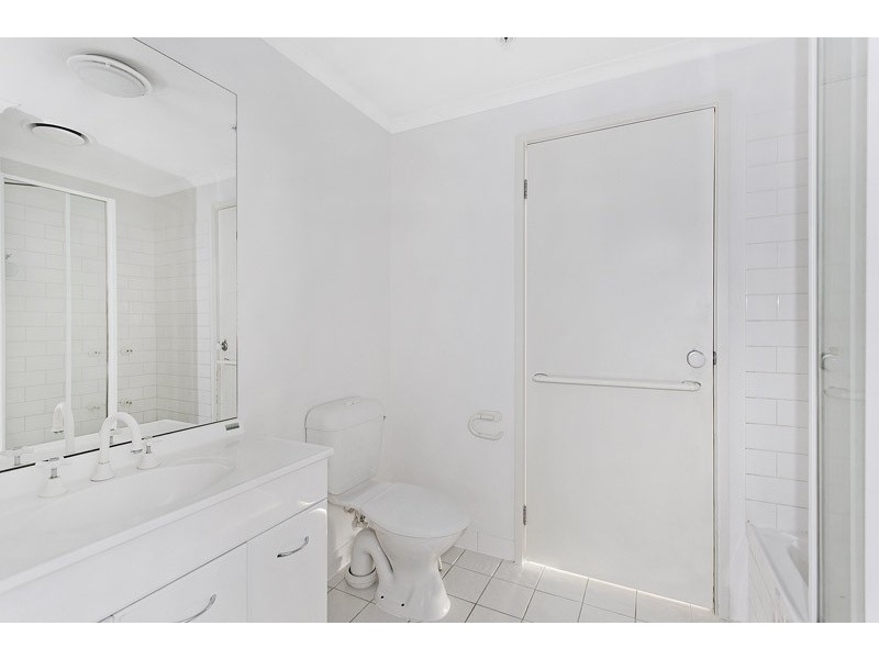 56/79 Whiteman Street, Southbank VIC 3006