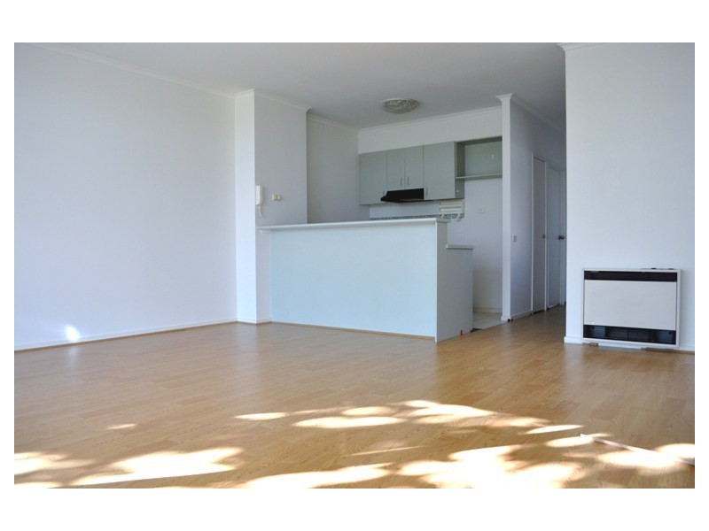 REF 21651/1062 Lygon Street, Carlton VIC 3053