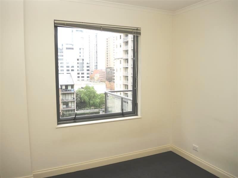 REF 21652/283 Spring Street, Melbourne VIC 3000