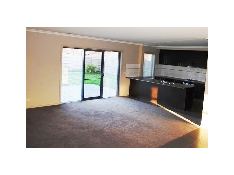 11 Bliss Street, Point Cook VIC 3030