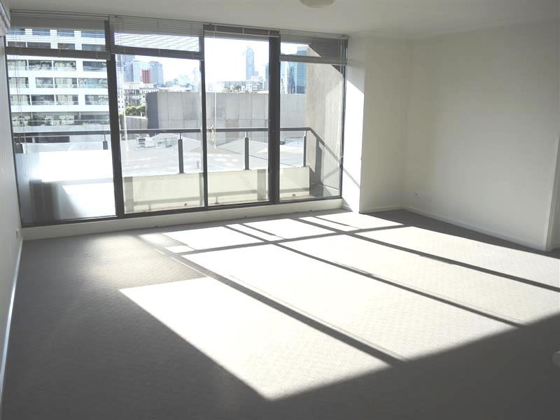 REF 21660/39 Dorcas Street, South Melbourne VIC 3205