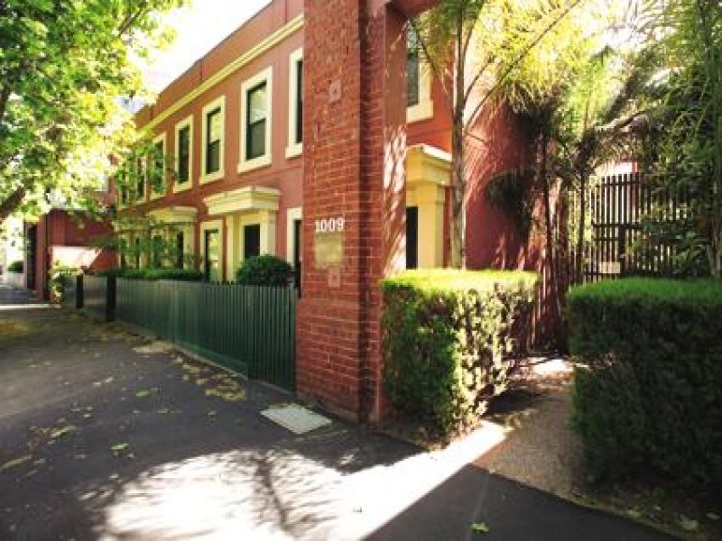 REF 21667/1023 Rathdowne Street, Carlton North VIC 3054