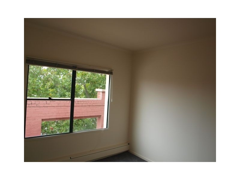 REF 21667/1023 Rathdowne Street, Carlton North VIC 3054