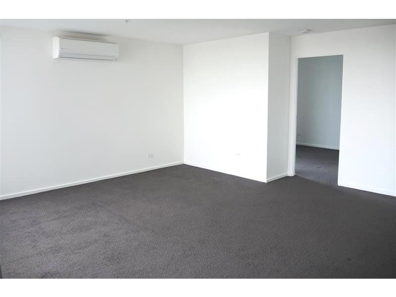 REF 27092/241 City Road, Southbank VIC 3006