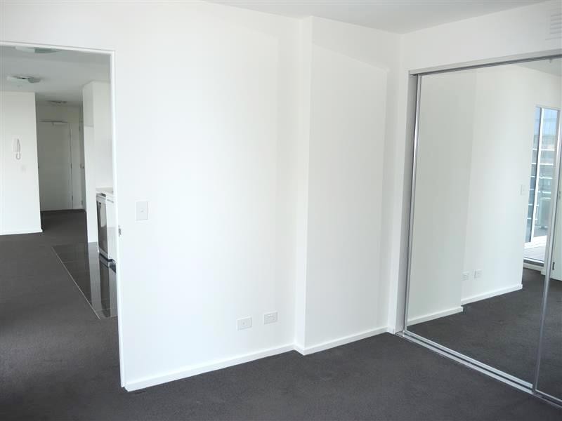 REF 27092/241 City Road, Southbank VIC 3006