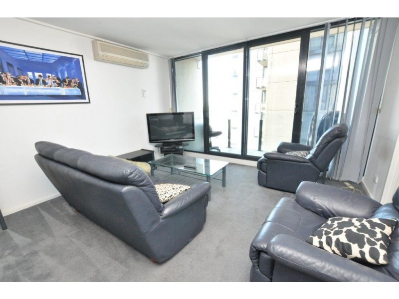REF 21670/163 City Road, Southbank VIC 3006