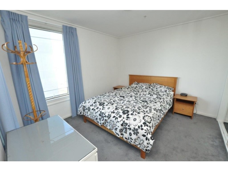 REF 21670/163 City Road, Southbank VIC 3006