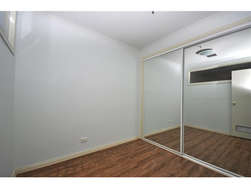 REF 21671/83 Queensbridge Street, Southbank VIC 3006