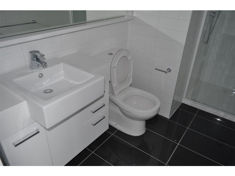 REF 21043/241 City Road, Southbank VIC 3006