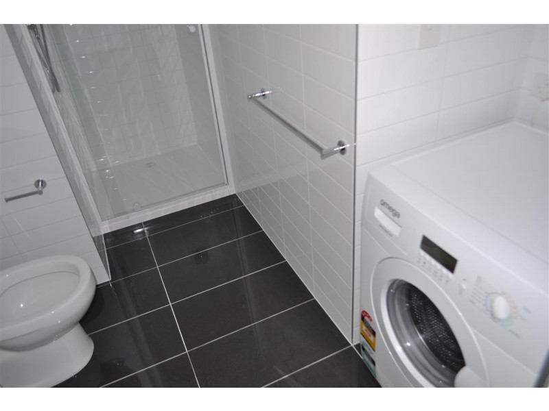 REF 21043/241 City Road, Southbank VIC 3006