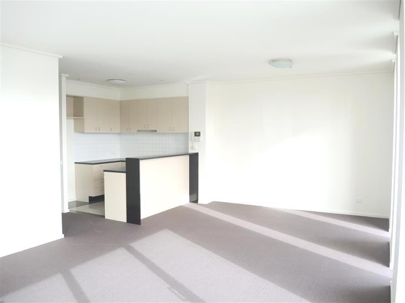 REF 21680/83 Whiteman Street, Southbank VIC 3006