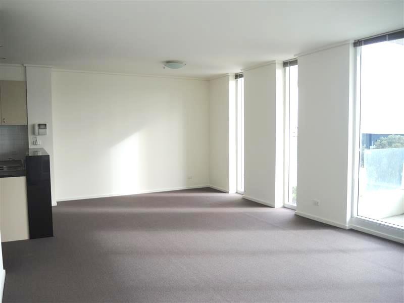 REF 21680/83 Whiteman Street, Southbank VIC 3006