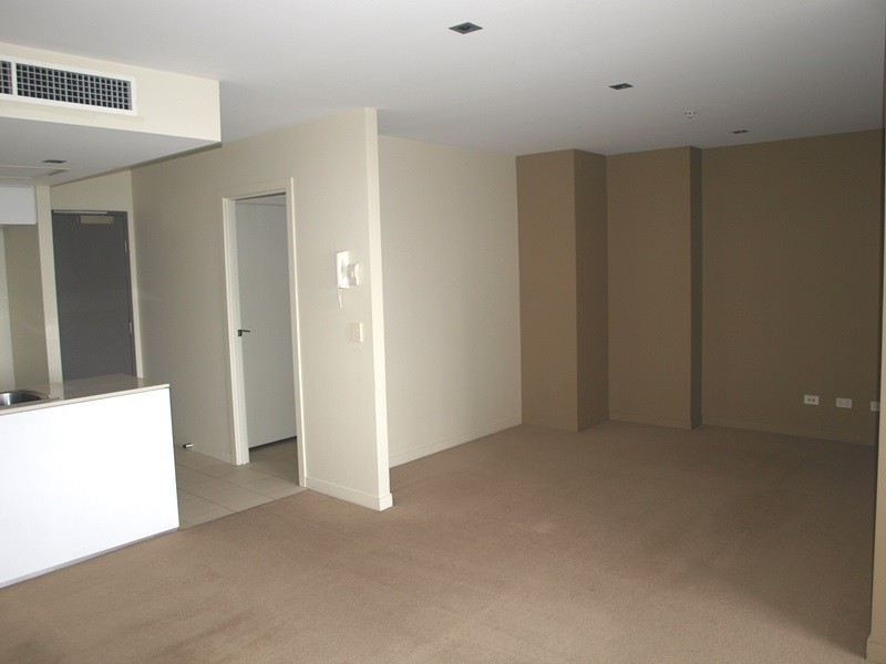 704/100 Harbour Esplanade, Docklands VIC 3008