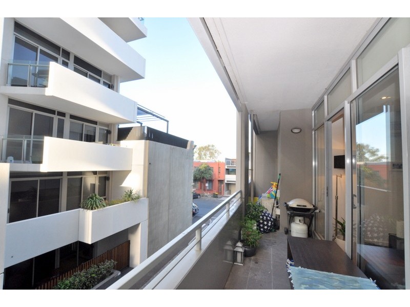 204G/93 Dow Street, Port Melbourne VIC 3207