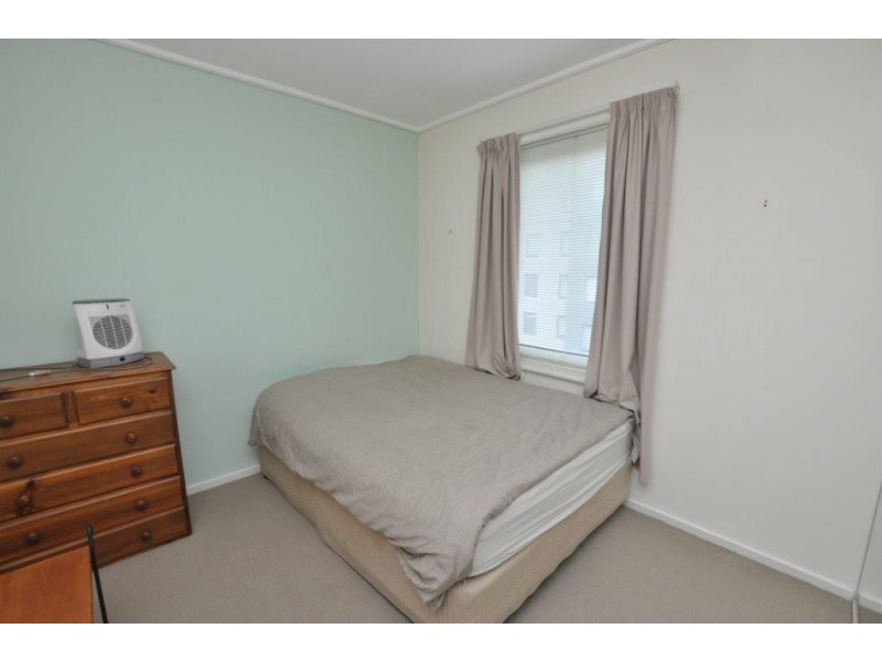 REF 21692/83 Whiteman Street, Southbank VIC 3006