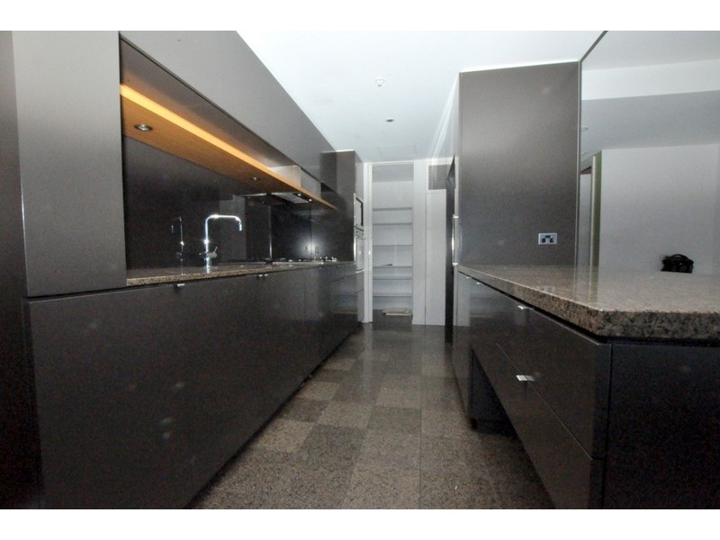 104/55 Victoria Harbour Promenade, Docklands VIC 3008