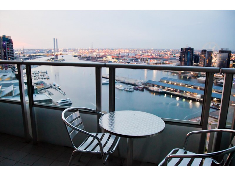 2608B/100 Harbour Esplanade, Docklands VIC 3008