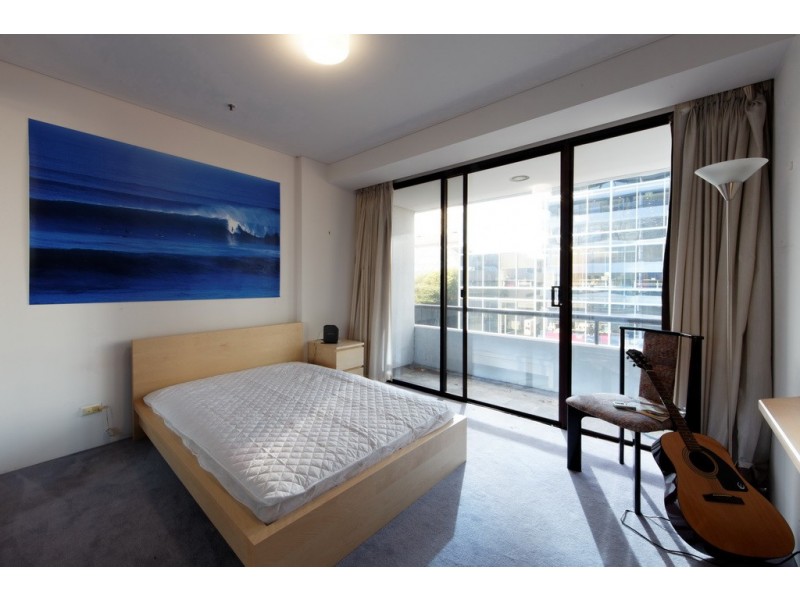 53/29 Queens Road, Melbourne VIC 3004