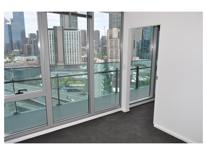 REF 28061/241 City Road, Southbank VIC 3006