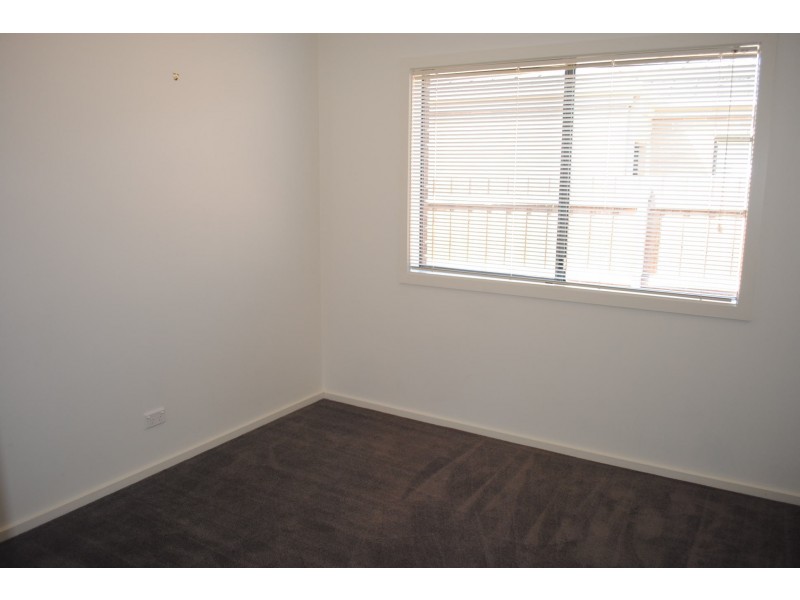 52 Canegrass Drive, Point Cook VIC 3030