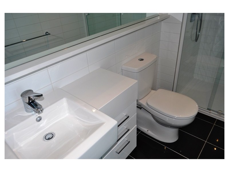 REF 25032/241 City Road, Southbank VIC 3006