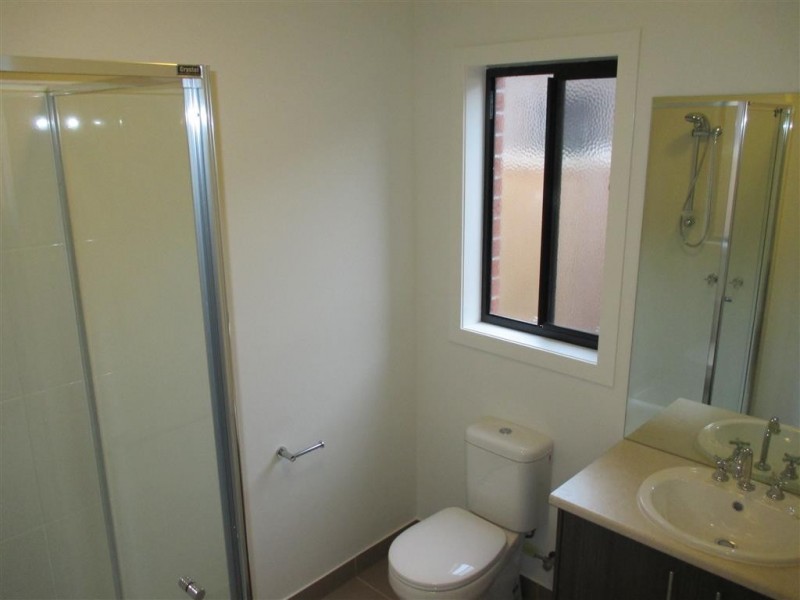 50 Spectacle Crescent, Point Cook VIC 3030