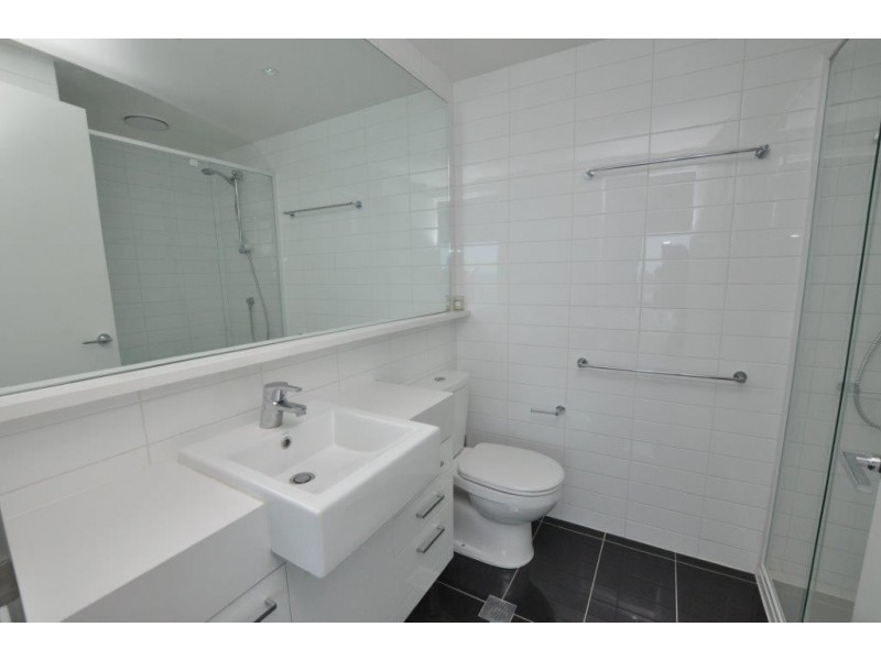 REF 26093/241 City Road, Southbank VIC 3006