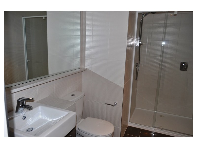 REF 22062/241 City Road, Southbank VIC 3006