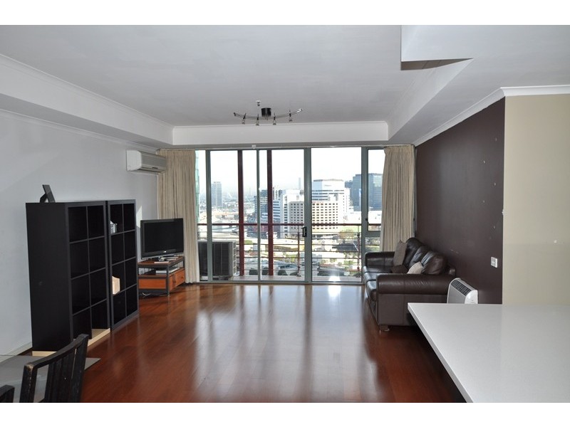 REF 21711/83 Queensbridge Street, Southbank VIC 3006