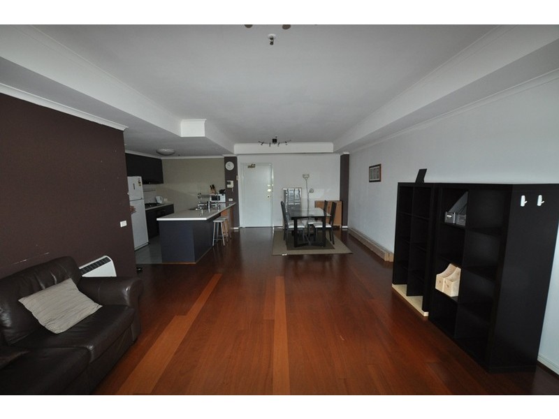 REF 21711/83 Queensbridge Street, Southbank VIC 3006