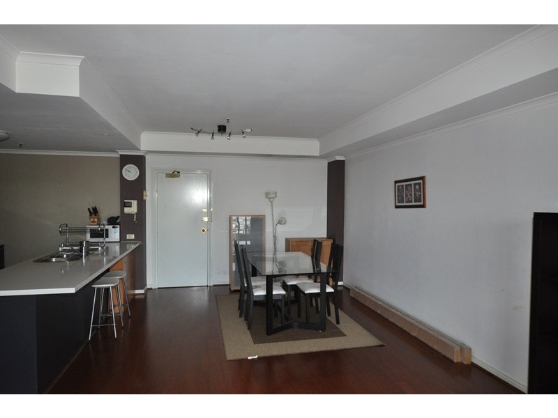 REF 21711/83 Queensbridge Street, Southbank VIC 3006