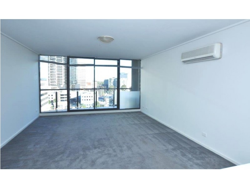 REF 21712/28 Bank Street, South Melbourne VIC 3205