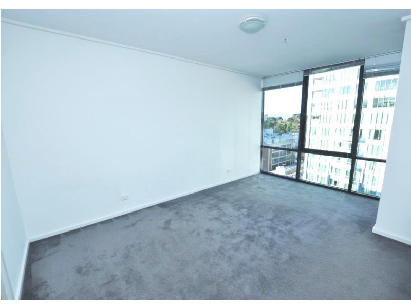 REF 21712/28 Bank Street, South Melbourne VIC 3205