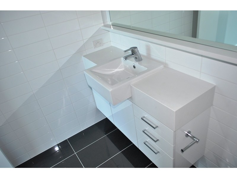 REF 28091/241 City Road, Southbank VIC 3006