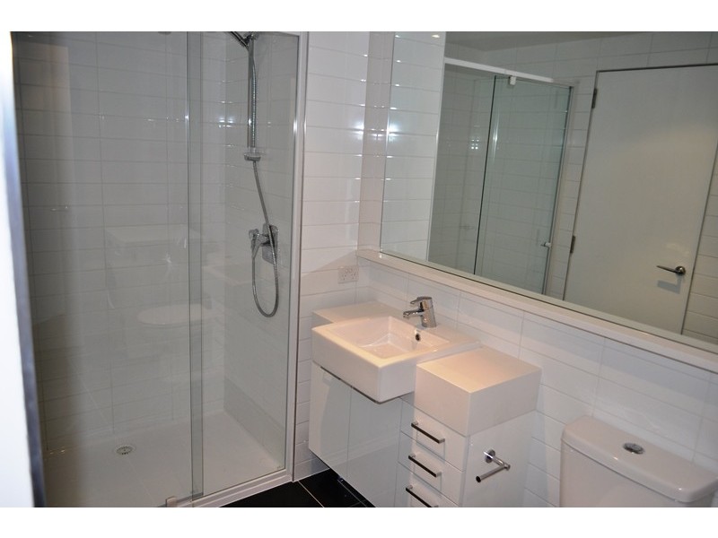 REF 28091/241 City Road, Southbank VIC 3006