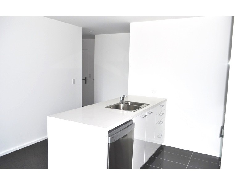 REF 28012/241 City Road, Southbank VIC 3006