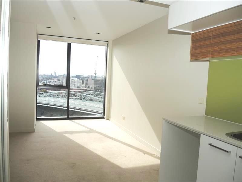 2710B/100 Harbour Esplanade, Docklands VIC 3008