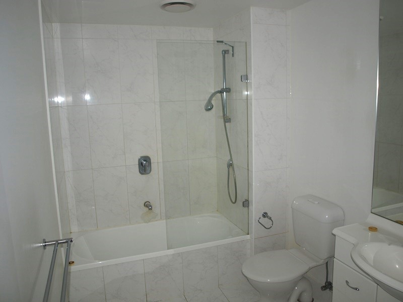 REF 21533/22 Kavanagh Street, Southbank VIC 3006