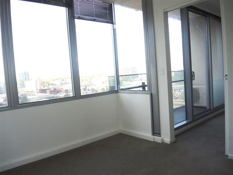 REF 21041/241 City Road, Southbank VIC 3006