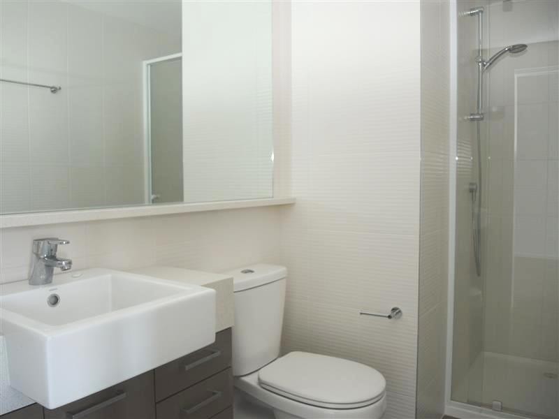 REF 21041/241 City Road, Southbank VIC 3006