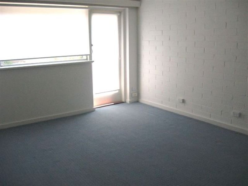 12/6-8 Glen Eira Road, Elsternwick VIC 3185