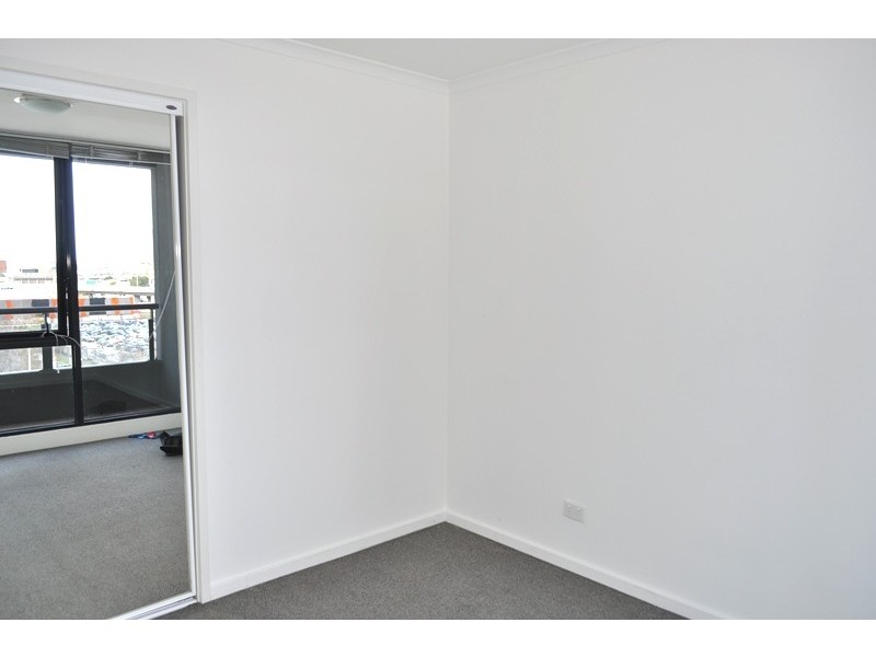 REF 21587/38 Kavanagh Street, Southbank VIC 3006