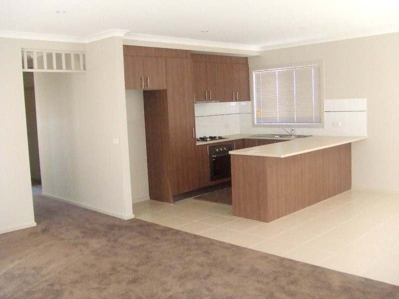 9 Windorah Drive, Point Cook VIC 3030