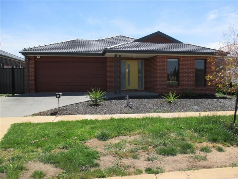 8 Eccles Vista, Point Cook VIC 3030