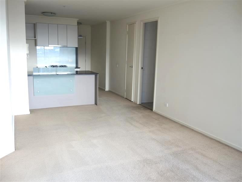 REF 21730/100 Kavanagh Street, Southbank VIC 3006