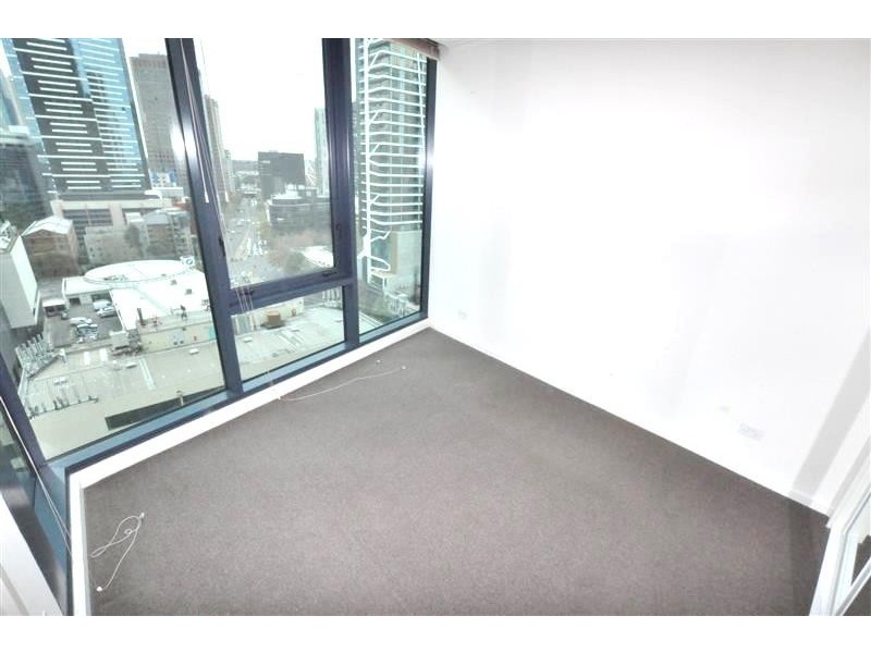 REF 21736/180 City Road, Southbank VIC 3006